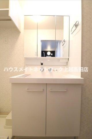 洗面設備　洗髪洗面化粧台