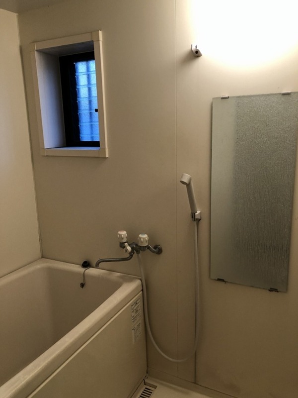 バス・シャワールーム　反転別部屋参考写真