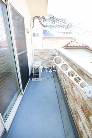 バルコニー　バルコニー付きで採光＆風通し良好！