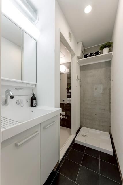 バス・シャワールーム