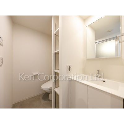 洗面設備　同タイプ10階のお部屋を撮影。仕様が異なることがあります。