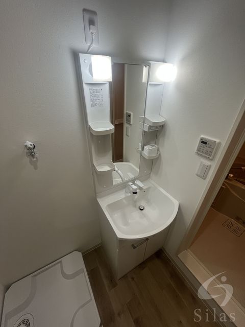 洗面設備　同仕様