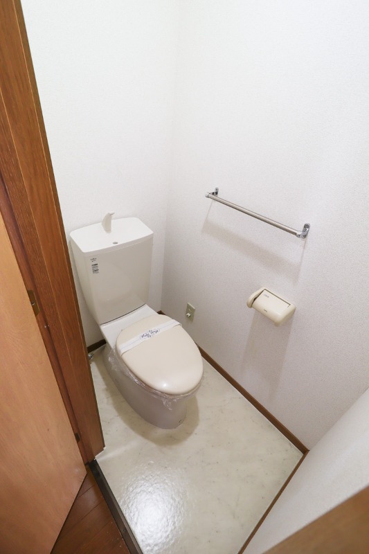 トイレ　図面と現状に相違がある場合には現状を優先