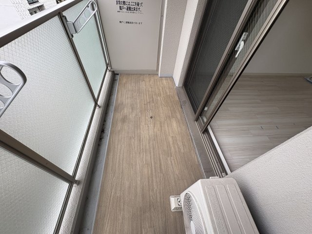 バルコニー　陽当たり良好なバルコニーです