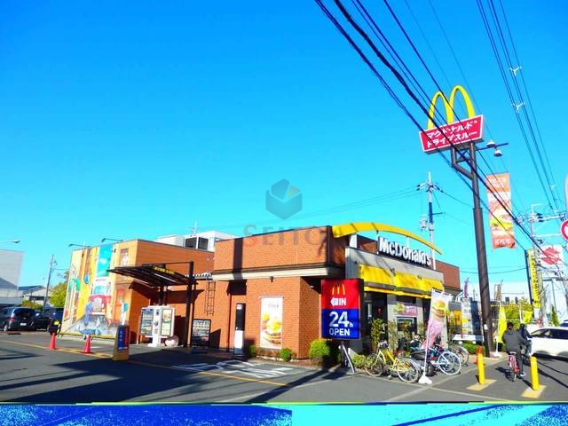 飲食店　マクドナルド内環豊中店（飲食店）まで738m