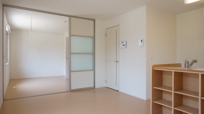 居室・リビング　図面と現状に相違がある場合には現状を優先