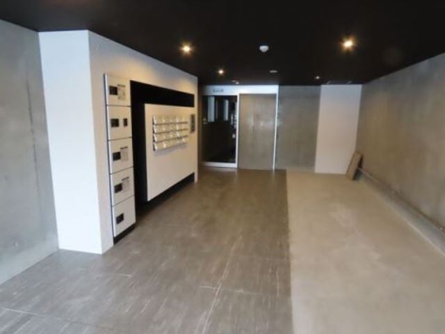 エントランス　エントランス