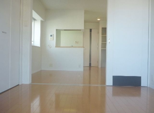 居室・リビング　※別部屋のお写真です。