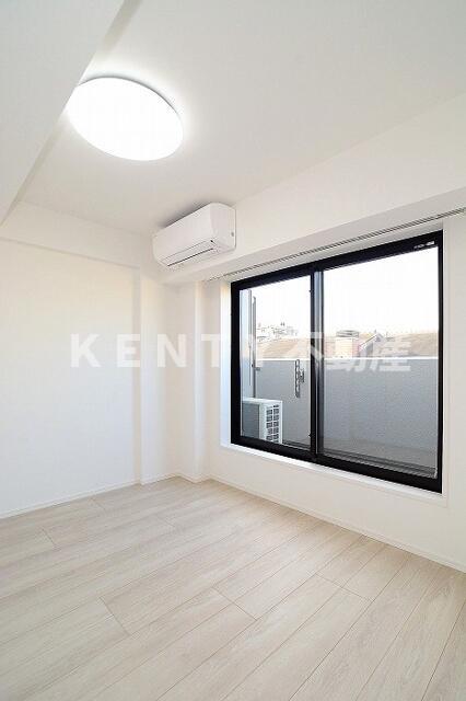 その他部屋・スペース　使い勝手のいい寝室です