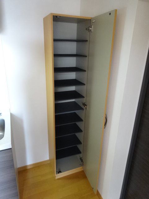 収納　シューズボックス