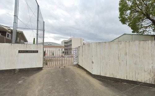 小学校　松原市立河合小学校（小学校）まで631m