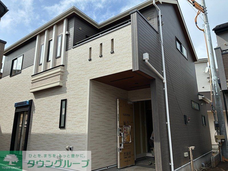建物外観　エントランス