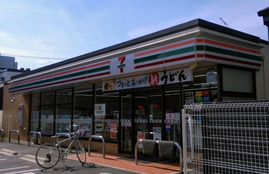 コンビニ　セブンイレブン名古屋井深町店（コンビニ）まで120m