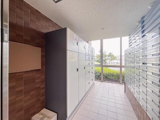 ロビー　建物の内部です