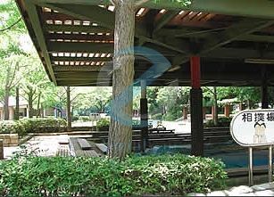 公園　ファミリースポーツ広場（公園）まで510m