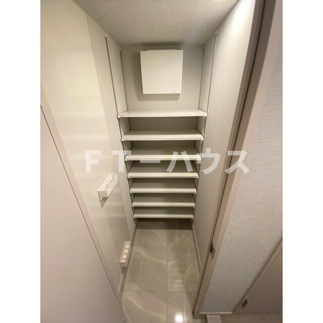 収納　キッチン