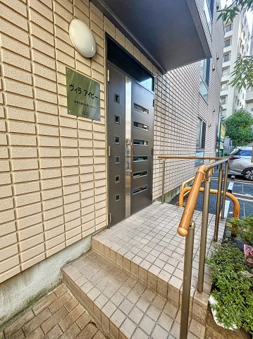 エントランス　入口部分