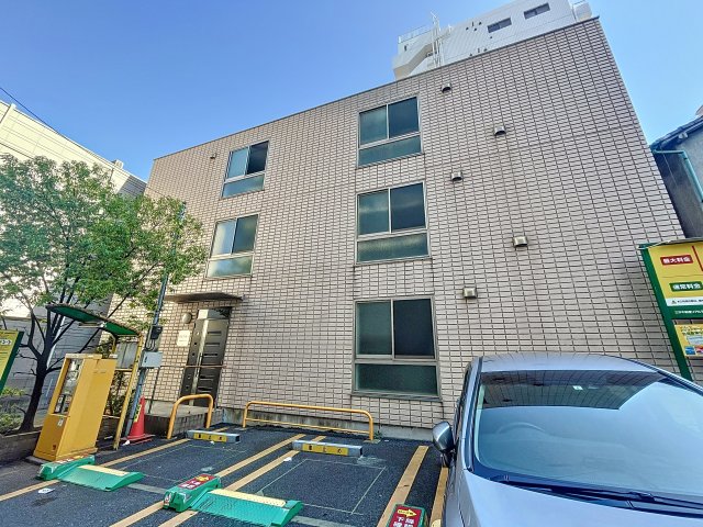 建物外観　鶴見駅徒歩3分のアパートです
