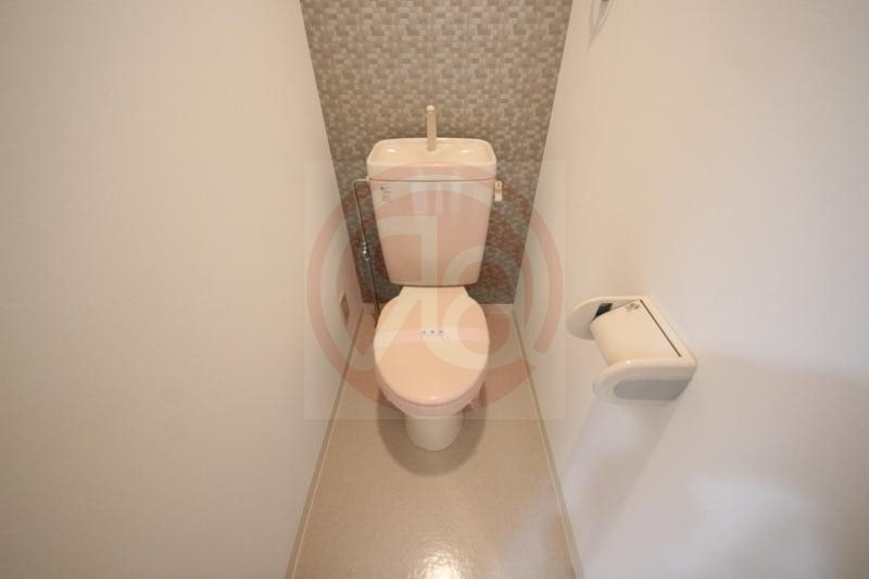 トイレ　落ち着いたトイレです