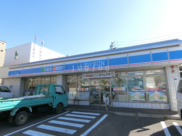 コンビニ　ローソン北６条西２０丁目店（コンビニ）まで140m