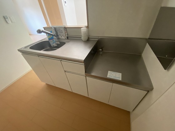 キッチン　※別部屋の写真です