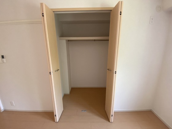 収納　※別部屋の写真です
