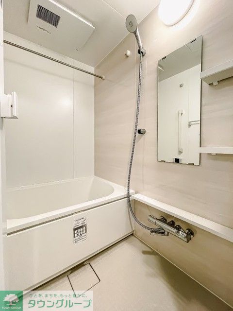 バス・シャワールーム　※写真は同タイプ住戸です。