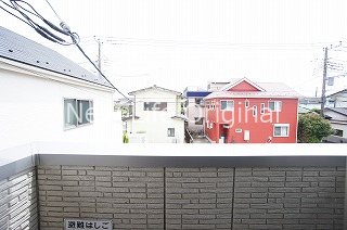 眺望　南向きで日当たり良好。お洗濯物もよく乾きます。