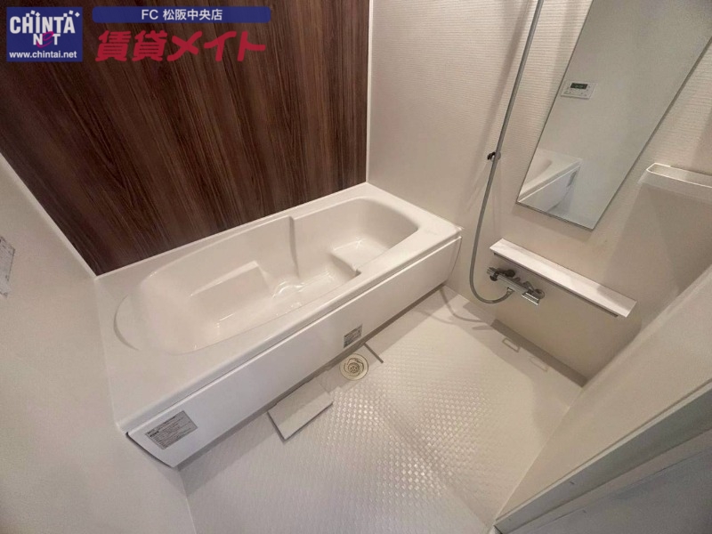 バス・シャワールーム　同型参考写真