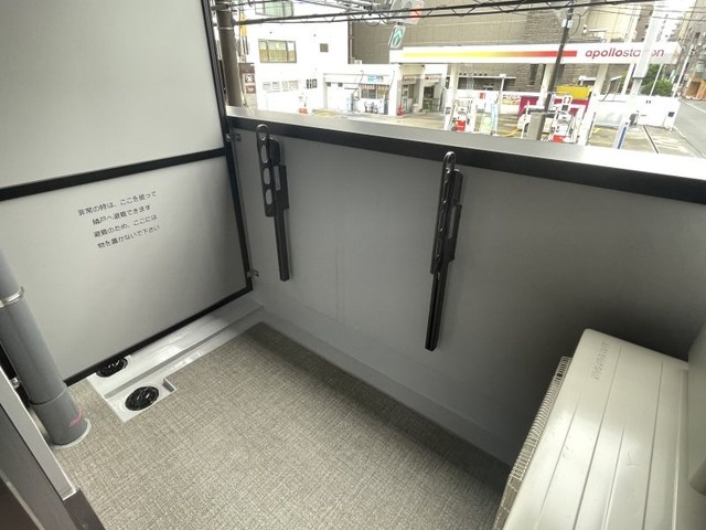 バルコニー