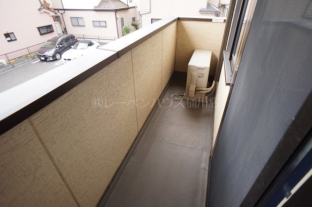 バルコニー　レーベンハウス桶川店へ　048-787-5511