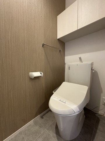 トイレ　別号室写真