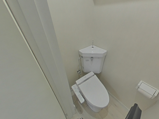 トイレ　※別の部屋の写真です