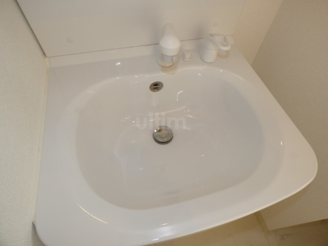 洗面設備　別のお部屋の写真です
