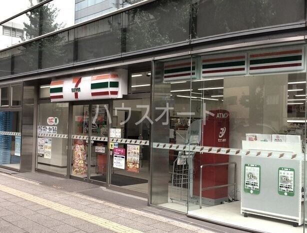 コンビニ　セブンイレブン千代田岩本町3丁目店（コンビニ）まで222m