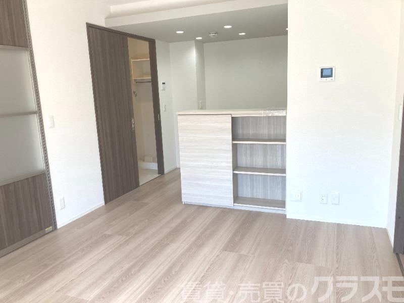 居室・リビング　カウンターキッチンです♪