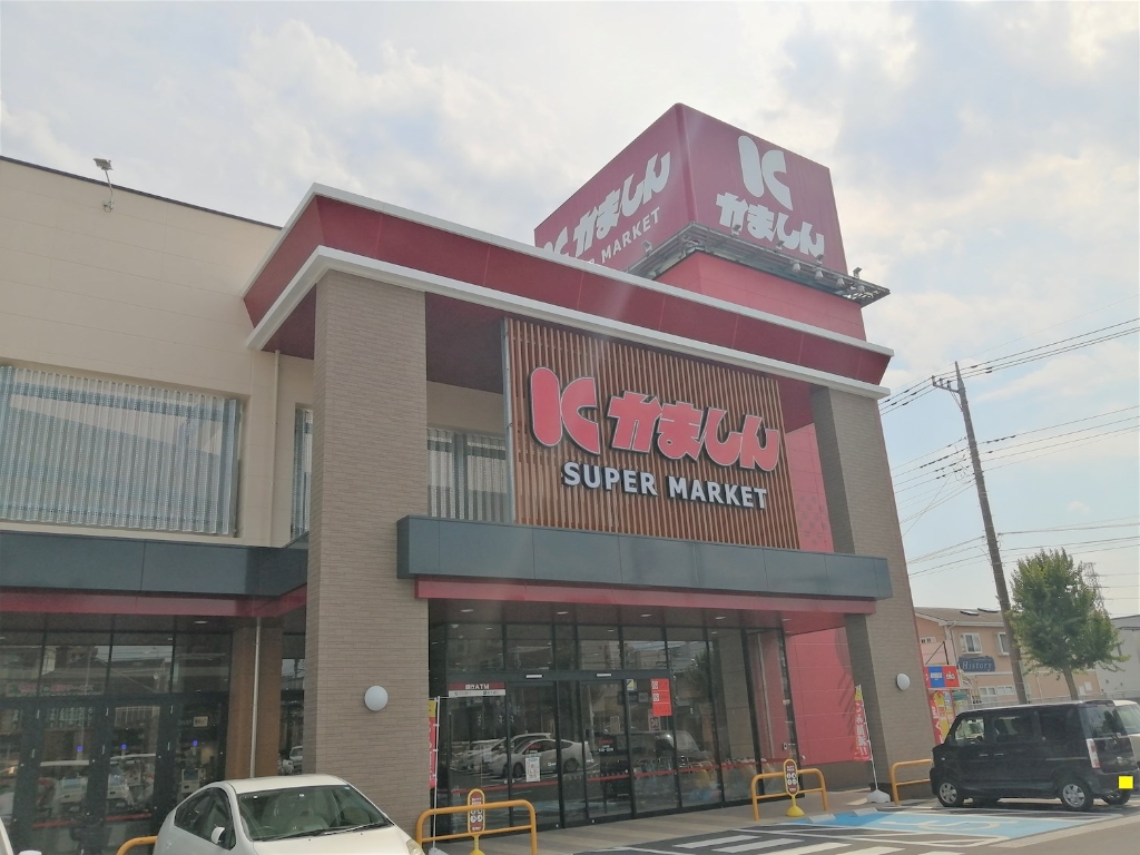 スーパー　かましんカルナ駅東店（スーパー）まで713m