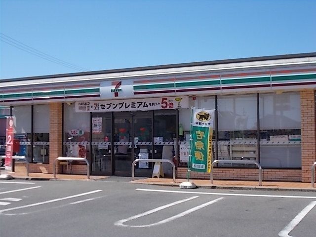コンビニ　セブンイレブン笠松長池店（コンビニ）まで600m