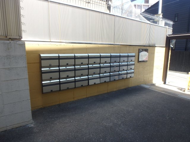 その他共有部分　集合ポストです
