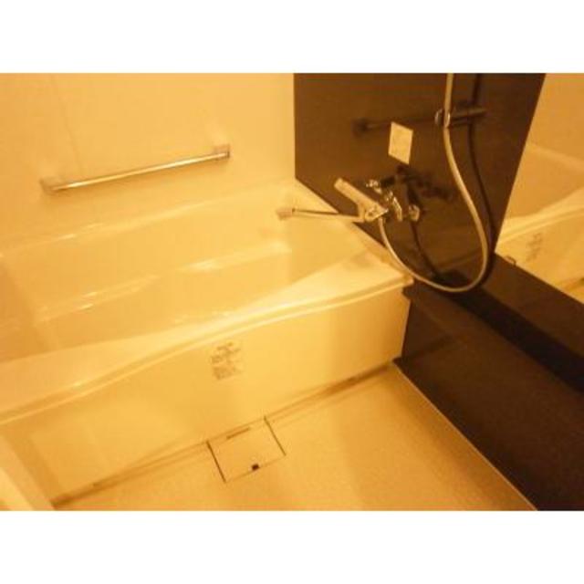 バス・シャワールーム　※写真は同タイプ住戸です。