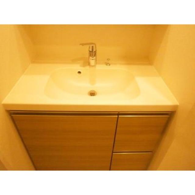 洗面設備　※写真は同タイプ住戸です。