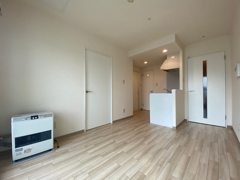 居室・リビング　広くてキレイなお部屋が広がっていて、充実した生活が送れそう。