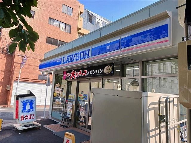 コンビニ　ローソン（コンビニ）まで400m