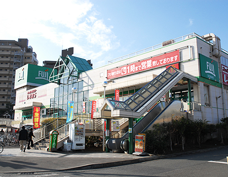 スーパー　Fuji善行店（スーパー）まで250m