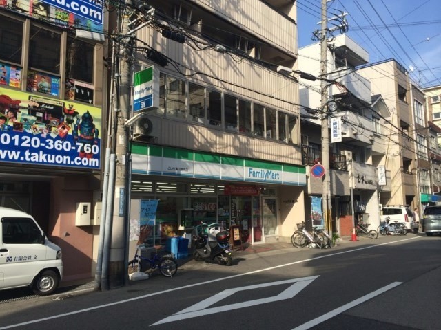 コンビニ　ファミリーマートといち東川崎町店（コンビニ）まで302m