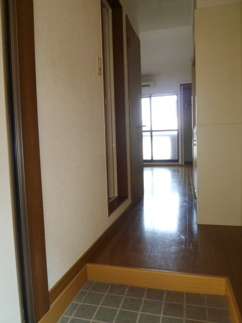 玄関　シンプルで使いやすい玄関です