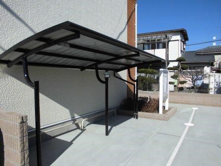 その他設備　屋根付駐輪場です。