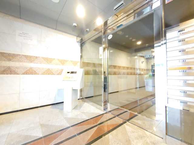 エントランス　パレステュディオ御茶ノ水湯島駅前