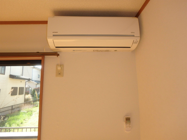 その他設備　エアコン完備。レンジフード。