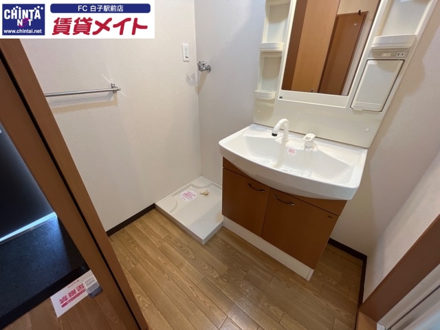 洗面設備　同型タイプ画像